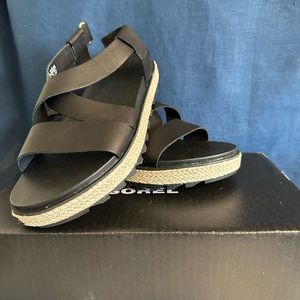 Sorel Leather Espadrille - NWT - sz 8.5